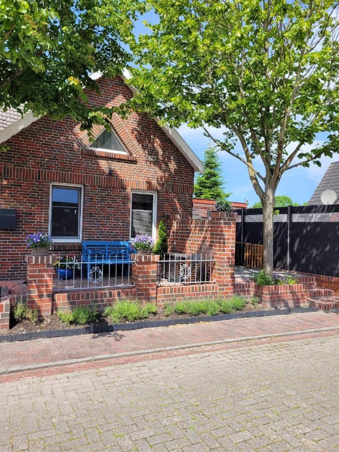 Ferienwohnung Burghaus 4 Greetsiel Exterior foto